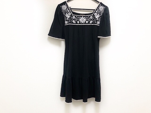 ブルーム ストリート ケイトスペード Broome Street Kate Spade ワンピース レディース 新品同様 黒 白 フラワー 中古 の通販はau Pay マーケット ブランディア Au Pay マーケット店