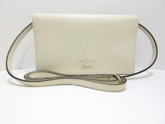 グッチ Gucci 財布 レディース スウィング 3631 白 ショルダーウォレット レザー 中古 0110の通販はau Pay マーケット ブランディア Au Pay マーケット店