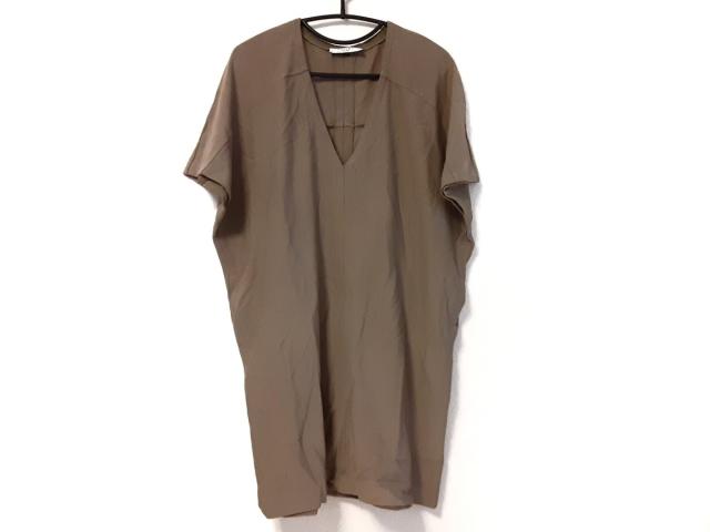 アドーア Adore ワンピース サイズ38 M レディース ライトブラウン 中古 の通販はau Wowma 還元祭クーポン利用対象ショップ ブランディア Au Wowma 店