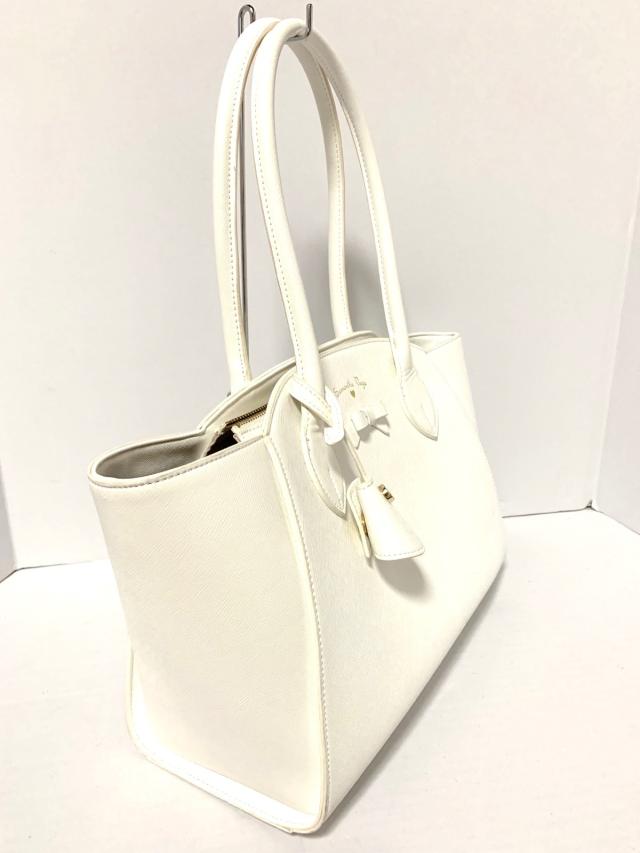 サマンサベガ Samantha Vega ショルダーバッグ レディース 白 合皮 中古 0324の通販はau Pay マーケット ブランディア Au Wowma 店