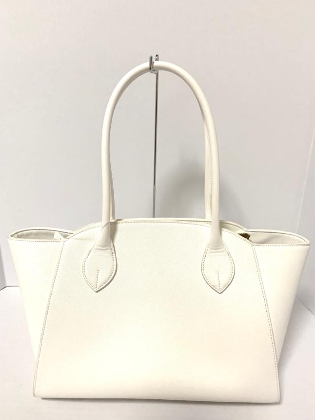 サマンサベガ Samantha Vega ショルダーバッグ レディース 白 合皮 中古 0324の通販はau Pay マーケット ブランディア Au Wowma 店