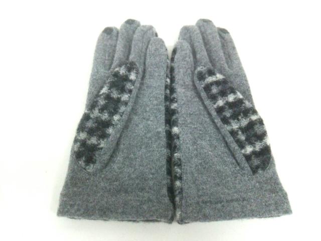 アンテプリマ Anteprima 手袋 レディース 美品 グレー 黒 ビーズ 天然繊維 カシミヤ 中古 0130の通販はau Pay マーケット ブランディア Au Pay マーケット店