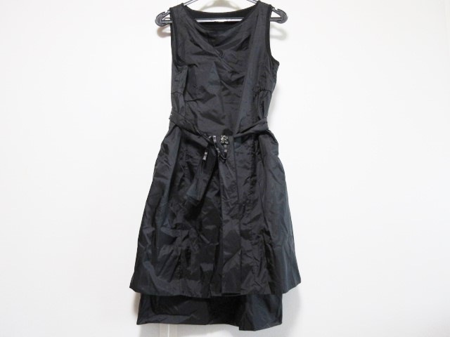 マックスマーラ S Max Mara ワンピース サイズs レディース 黒 ビジュー 中古 0505の通販はau Pay マーケット ブランディア Au Pay マーケット店