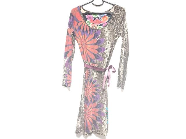 デシグアル Desigual ワンピース サイズm レディース 美品 ベージュ ダークブラウン マルチ 花柄 中古 0512の通販はau Pay マーケット ブランディア Au Pay マーケット店