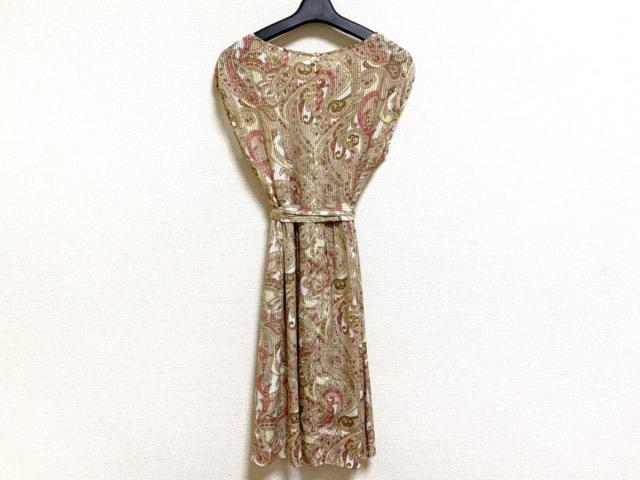 アナイ Anayi ワンピース サイズ34 S レディース 美品 白 ベージュ マルチ ペイズリー柄 ストライプ 中古 0528の通販はau Pay マーケット ブランディア Au Wowma 店