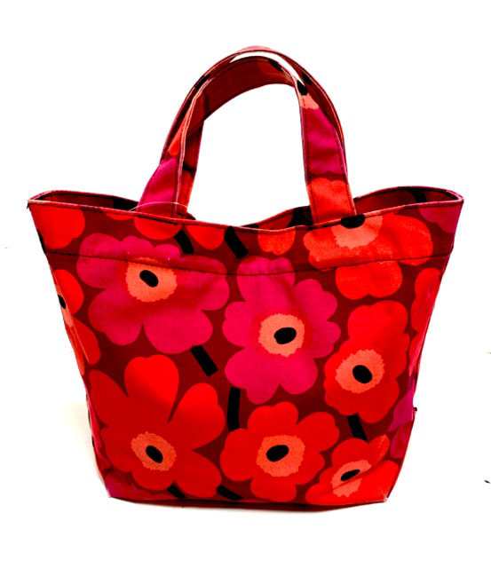 マリメッコ Marimekko トートバッグ レディース レッド ピンク 黒 花柄 キャンバス 中古 0528の通販はau Pay マーケット ブランディア Au Pay マーケット店