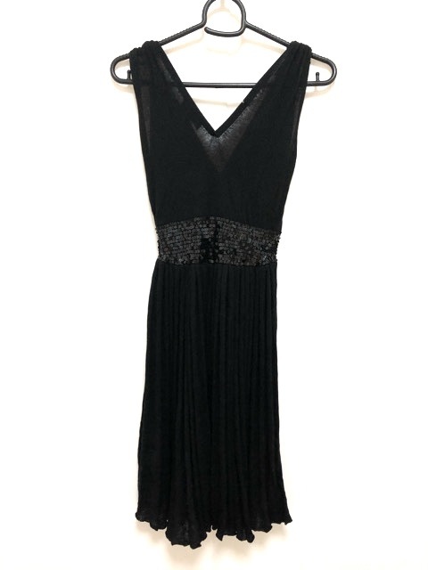 エンポリオアルマーニ Emporioarmani ワンピース サイズ38 S レディース 黒 スパンコール 中古 0526の通販はau Pay マーケット ブランディア Au Pay マーケット店