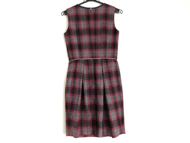 全国宅配無料 チェスティ Chesty ワンピース サイズ0 Xs レディース 美品 アイボリー ダークグレー マルチ 代引不可 Farmerscentre Com Ng