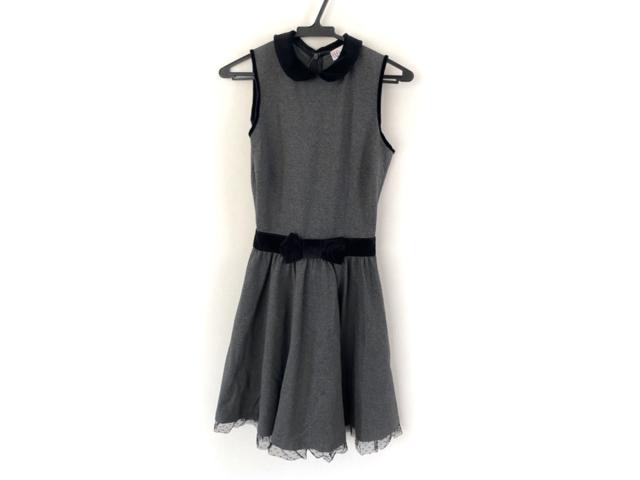 レッドバレンチノ Red Valentino ワンピース レディース 美品 グレー 黒 ノースリーブ ひざ丈 リボン 中古 0702の通販はau Pay マーケット ブランディア Au Pay マーケット店