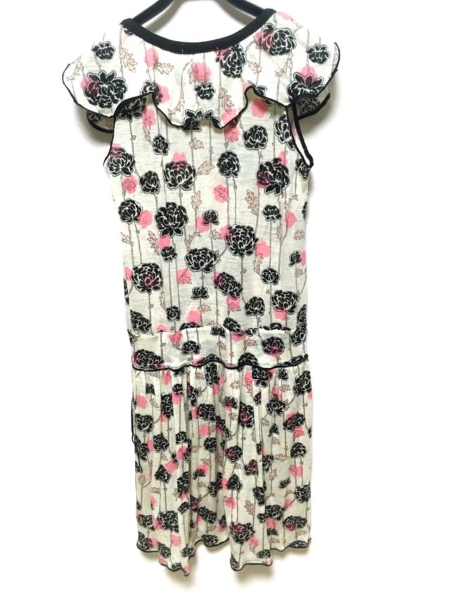 ツモリチサト ワンピース サイズ2 M レディース 美品 アイボリー 黒 マルチ クルーネック ノースリーブ ひざ丈 花柄 中古 06の通販はau Pay マーケット ブランディア Au Pay マーケット店