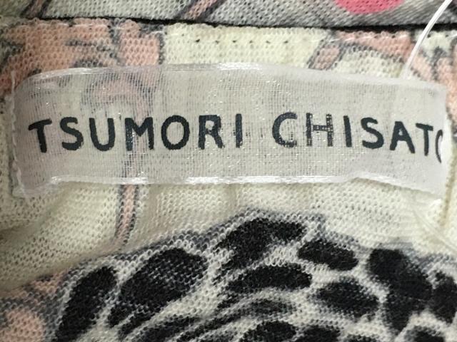 ツモリチサト ワンピース サイズ2 M レディース 美品 アイボリー 黒 マルチ クルーネック ノースリーブ ひざ丈 花柄 中古 06の通販はau Pay マーケット ブランディア Au Pay マーケット店