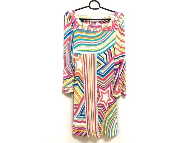 エミリオプッチ Emilio Pucci ワンピース サイズ42 M レディース 白 ピンク マルチ スター 中古 0628の通販はau Pay マーケット ブランディア Au Pay マーケット店