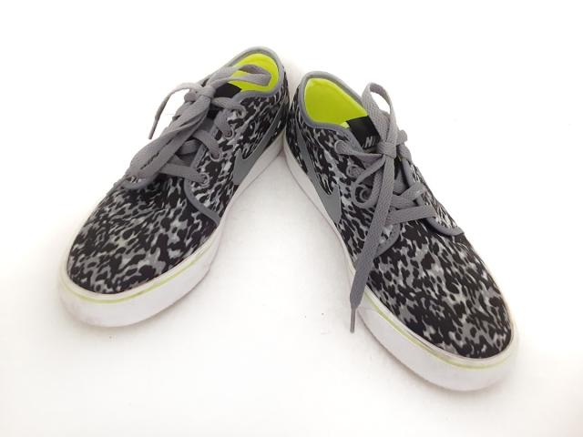 一見 ゴールデン 憤る ナイキ スニーカー レディース 黒 グレー Akrimax Pap Com