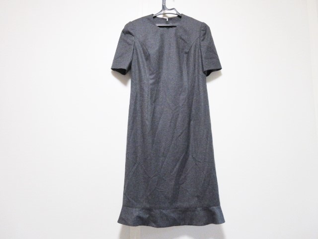ジュンアシダ Jun Ashida ワンピース サイズ9 M レディース 美品 ダークグレー 中古 0623の通販はau Pay マーケット ブランディア Au Pay マーケット店 ジュンアシダ Jun Ashida ワンピース サイズ9 M レディース 美品 ダークグレー 中古 0623の通販はau Pay マーケット ブランディア Au Pay マーケット店
