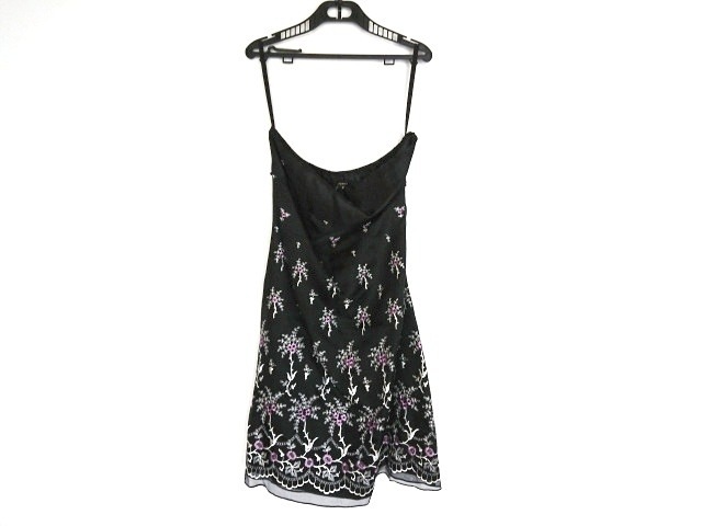 トッカ Tocca ワンピース サイズ4 S レディース 黒 白 パープル 刺繍 中古 0630の通販はau Pay マーケット ブランディア Au Pay マーケット店