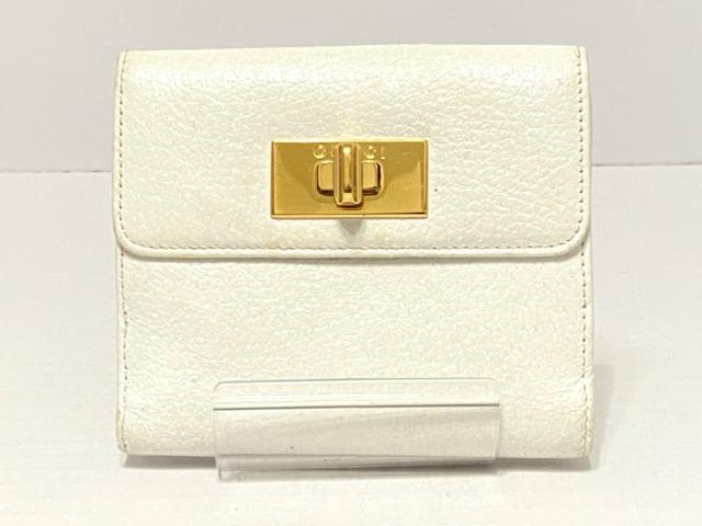 グッチ Gucci 2つ折り財布 レディース 白 レザー 中古 0714の通販はau Pay マーケット ブランディア Au Pay マーケット店