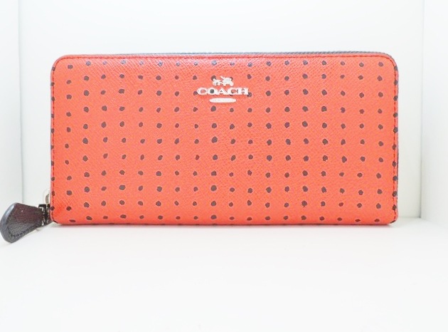 コーチ Coach 長財布 レディース 美品 レッド 黒 ドット柄 ラウンドファスナー レザー 中古 0811の通販はau Pay マーケット ブランディア Au Pay マーケット店