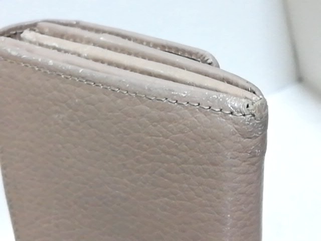 ユーバイウンガロ U By Ungaro 長財布 レディース ベージュ レザー 中古 1122の通販はau Pay マーケット ブランディア Au Pay マーケット店