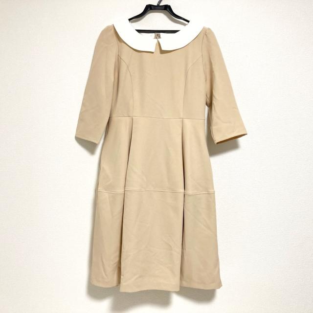 レジーナリスレ Regina Risurre ワンピース サイズ40 M レディース ベージュ 白 七分袖 ひざ丈 中古 の通販はau Pay マーケット ブランディア Au Pay マーケット店
