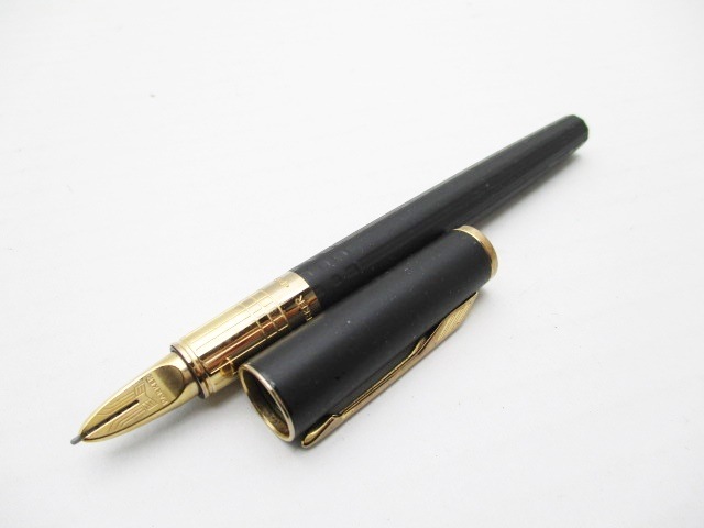 アウトレット送料無料 パーカー Parker 万年筆 レディース 黒 ゴールド ペン先14k インクなし プラスチック 金属素材 特別価格 Carlavista Com