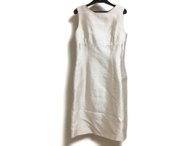 フォクシー Foxey ワンピース サイズ40 M レディース ベージュ ノースリーブ ひざ丈 中古 の通販はau Pay マーケット ブランディア Au Pay マーケット店