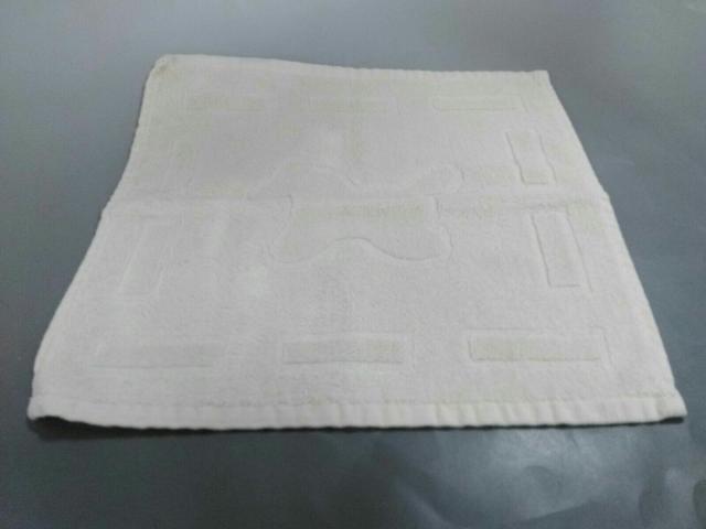 エルメス Hermes 小物 レディース 美品 アイボリー ハンドタオル ベビーライン コットン モダール 中古 の通販はau Pay マーケット ブランディア Au Pay マーケット店 エルメス Hermes 小物 レディース 美品 アイボリー ハンドタオル ベビーライン コットン モダール 中古 の通販はau Pay マーケット ブランディア Au Pay マーケット店