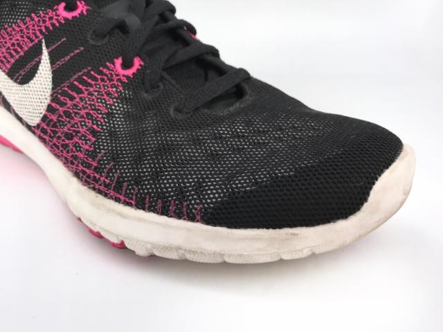 ナイキ Nike スニーカー 24 5 レディース ウィメンズ フレックス フューリー 009 黒 ピンク 白 化学繊維 中古 の通販はau Pay マーケット ブランディア Au Pay マーケット店