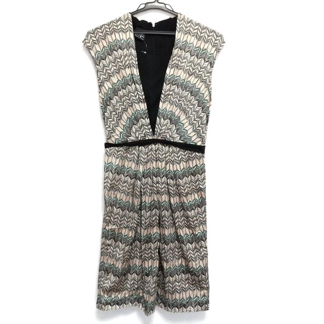 パオラ フラーニ Paola Frani ワンピース サイズ40 I M レディース ベージュ 黒 マルチ ノースリーブ ロング 中古 の通販はau Pay マーケット ブランディア Au Pay マーケット店