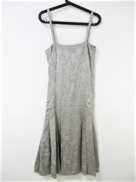 ボッテガヴェネタ Bottega Veneta ワンピース サイズ38 S レディース グレー 花柄 刺繍 中古 1229の通販はau Pay マーケット ブランディア Au Pay マーケット店