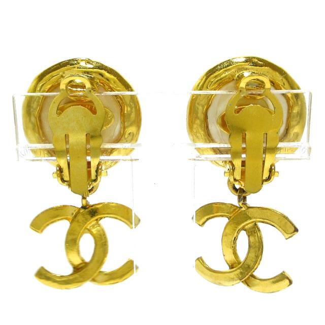 シャネル CHANEL イヤリング - 金属素材×フェイクパール パール 