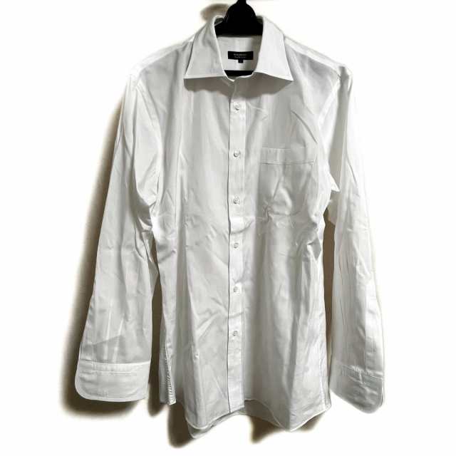 バーバリーブラックレーベル♪美シルエットの白いジャケット 38 Mサイズ 日本製柄デザイン無地