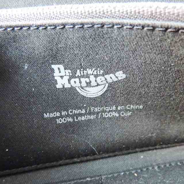 ドクターマーチン Dr.Martens 長財布 レディース - 黒 ラウンド