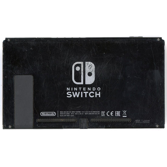 【１日と三太郎の日はポイント３倍！！】【中古】送料無料 任天堂 Nintendo Switch 本体のみ 本体いたみ_1