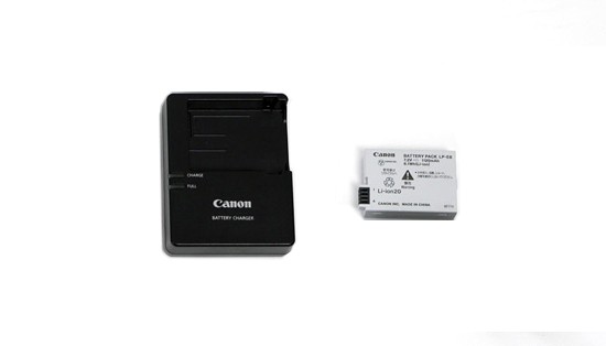 【中古即納】送料無料 Canon デジタル一眼カメラ EOS Kiss X7i ボディ