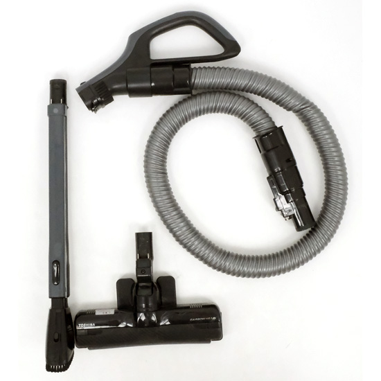 【１日と三太郎の日はポイント３倍！！】【中古】送料無料 TOSHIBA サイクロン式クリーナー トルネオ ミニ VC-C7(R) グランレッド いたみ 1日と三太郎の日はポイント3倍！！】【中古即納】送料無料 TOSHIBA