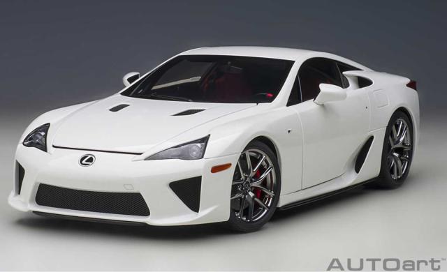 オートアート 1/18 レクサス LFA（ホワイテスト・ホワイト）【78850】ミニカー  返品種別Bの通販は