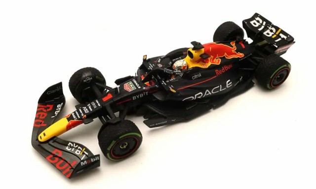 ミニチャンプス 1/18 オラクル レッド ブル レーシング RB18 マックス・フェルスタッペン 日本GP 2022 ウィナー ピットボード付き【11022