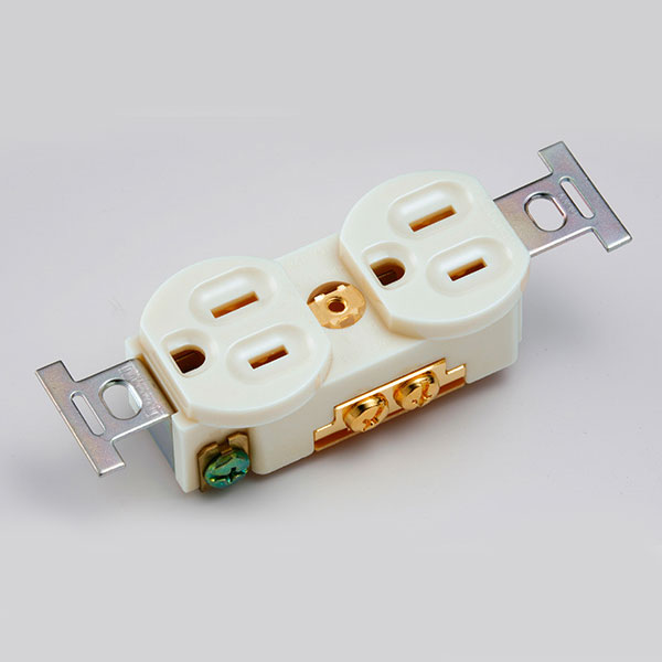 オーブ HP-2GW AC壁コンセント（ホワイト）ORB[HP2GW] 返品種別Aの通販は 5,610円