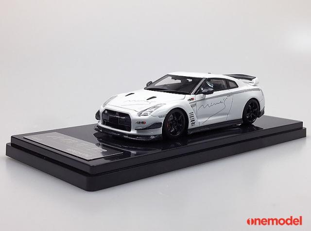ONEMODEL 1/43 日産 Mine’s R35 ホワイト【19B07-01】ミニカー  返品種別Bの通販は