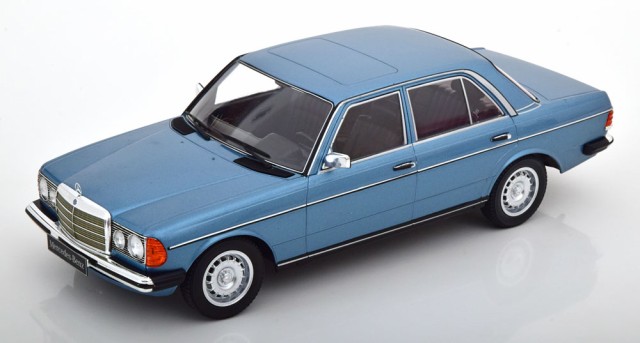 KK Scale 1/18 Mercedes 230E W123 1975 ライトブルーメタリック【KKDC180355】ミニカー 返品種別B