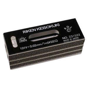 理研計測器製作所 RFL1002 精密水準器平形（一般工作用）[RFL1002] 返品種別Bの通販は