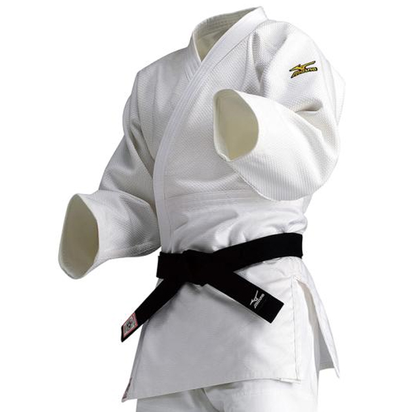 ミズノ 選手用 柔道衣（新規格）上衣のみ（ホワイト・サイズ：Y体・3Y号） 全柔連・IJF新規格基準モデル 22JM5A18013Y返品種別Aの通販は 9,211円