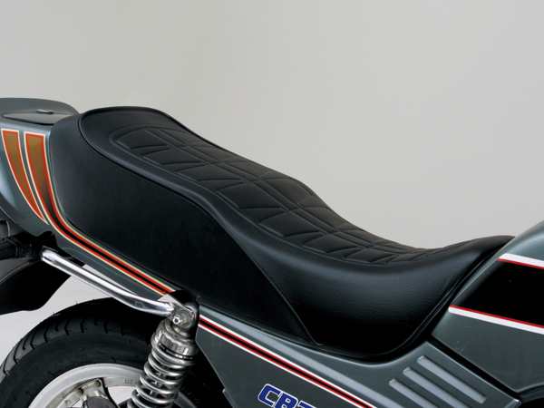 デイトナ 48885 COZYシート70’s (Type F) CB750F/900F/100F用　ブラックDAYTONA[48885デイトナ] 返品種別B