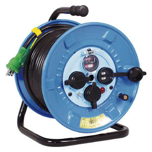 日動工業 NPWEK33 電工ドラム　防雨防塵型100Vドラム　アース過負荷漏電しゃ断器　30m[NPWEK33] 返品種別Bの通販はその他花・ガーデン・エクステリア・DIY工具