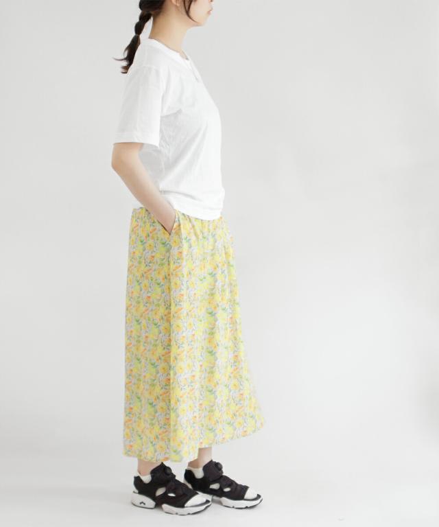 【送料無料】 BARNDOOR 北欧風 フルーツ プリント スカート 春 夏 ボトムス 裏地付き ウエスト総ゴム ギャザー フレア バーンドア 65-1164091Gの通販は