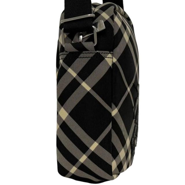 バーバリー ショルダーバッグ ブラック クラシックチェック 8097636 未使用 美品 キャンバス レザー Sランク BURBERRY クロスボディ 黒 ミニバッグ ファスナー チェック柄 ロゴワッペン スマホショルダー ポシェット_3