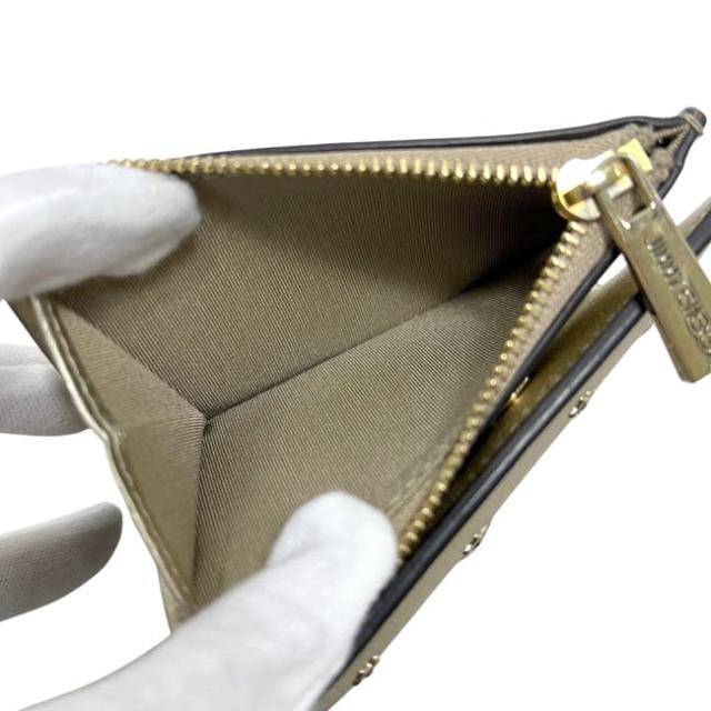 ジミーチュウ 二つ折り 財布 ゴールド 金色 HANNI U AUR OO0955 美品 星 レザー スタッズ 中古 JIMMY_3