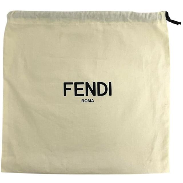 フェンディ クラッチペダル御徒面子 黒いこと 黒 バッグバグズ 7VA433 A72K 198 0189 美品 異類異形 なめし革 中古