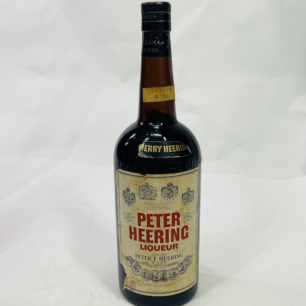 【未成年の飲酒は法律で禁じられています】ピーターヒーリング　700ml　24度　デンマーク　リキュール チェリーヒーリング