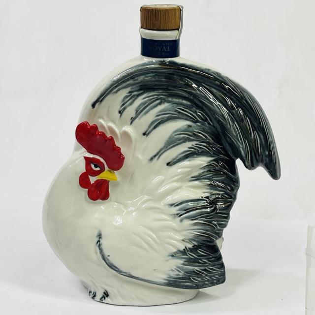 【未成年の飲酒は法律で禁じられています】サントリー ローヤル 干支 酉歳陶器ボトル43度 600ml　1251ｇ